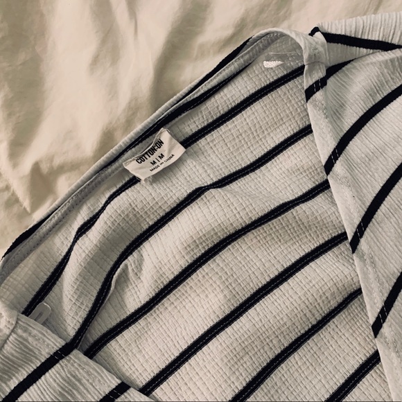 striped wrap top - Picture 2 of 4